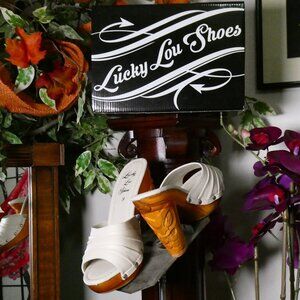 Lucky Lou Shoes 1950's Style Wood Carved Rockin' Tiki Heels in Creamy White Sz 9